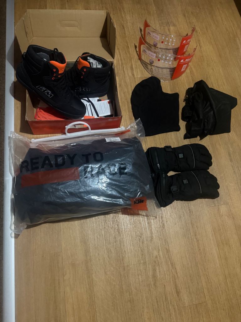 KTM boots & trouser 