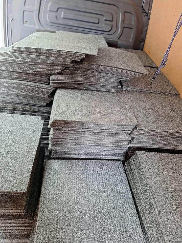 Large Quantity of New Carpet Tiles – Multicoloured