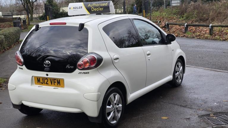 2012 Toyota AYGO 1.0 VVT-i Fire Euro 5 5dr HATCHBACK Petrol Manual