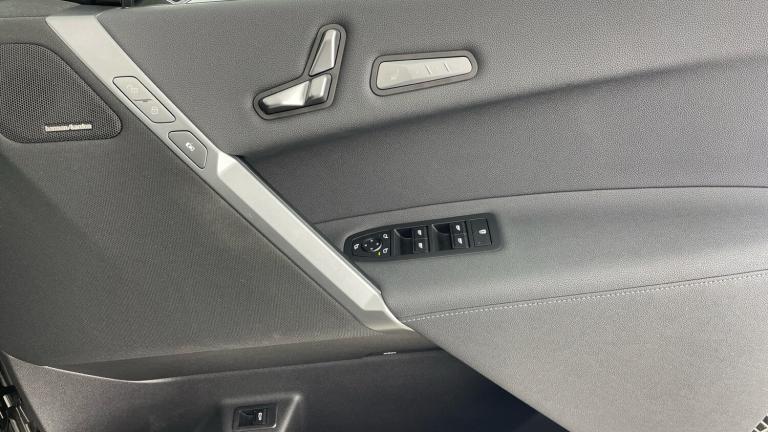 2025 BMW iX 300kW xDrive45 M Sport 101kWh 5dr Auto Electric Estate Estate Electric Automatic