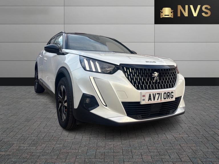 PEUGEOT 2008 1.2 PureTech GT 2021