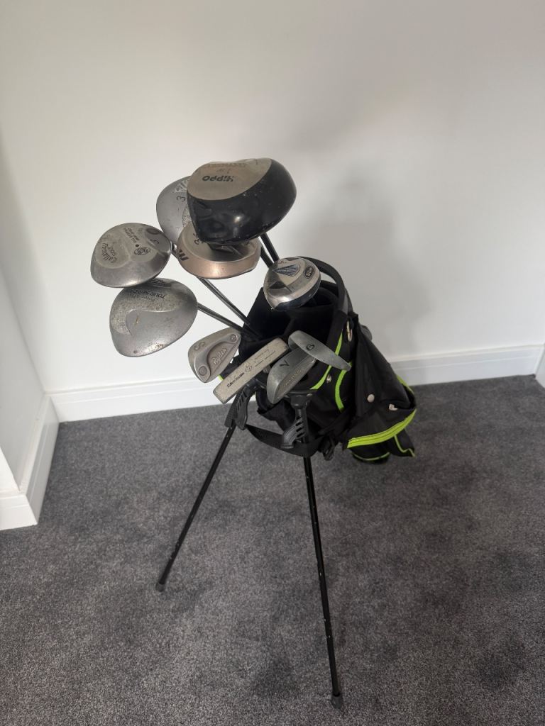 old golf clubs + stand bag 