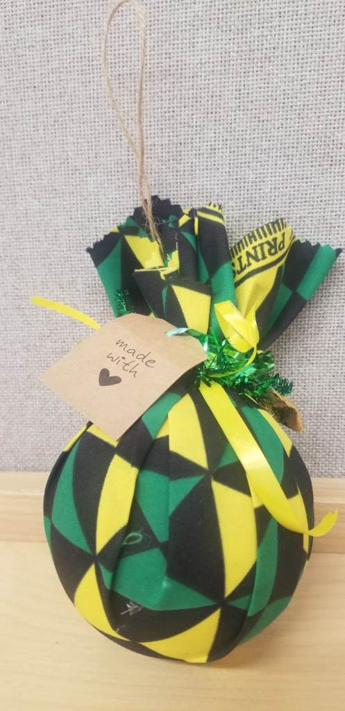 Brand New Christmas Bauble, Jamaica Love Version