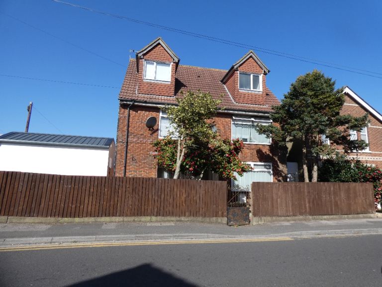 Winton self-contained double studio room