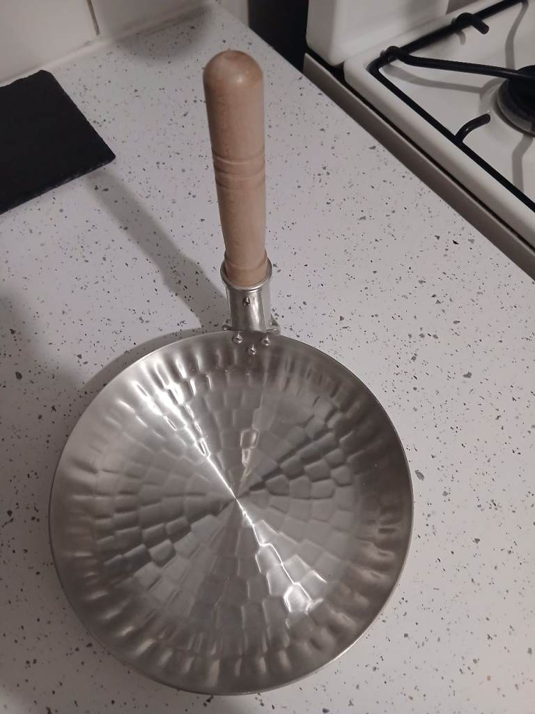 Japanese Oyako Pan with Vertical Wooden Handle 