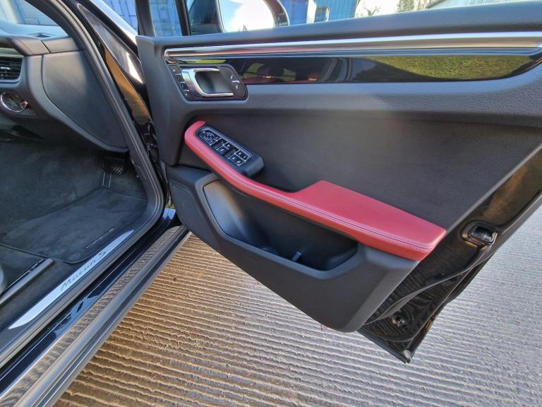 2015 Porsche Macan 3.0 V6 S SUV 5dr Petrol PDK 4WD Euro 6 (s/s) (340 ps) ESTATE Petrol Automatic