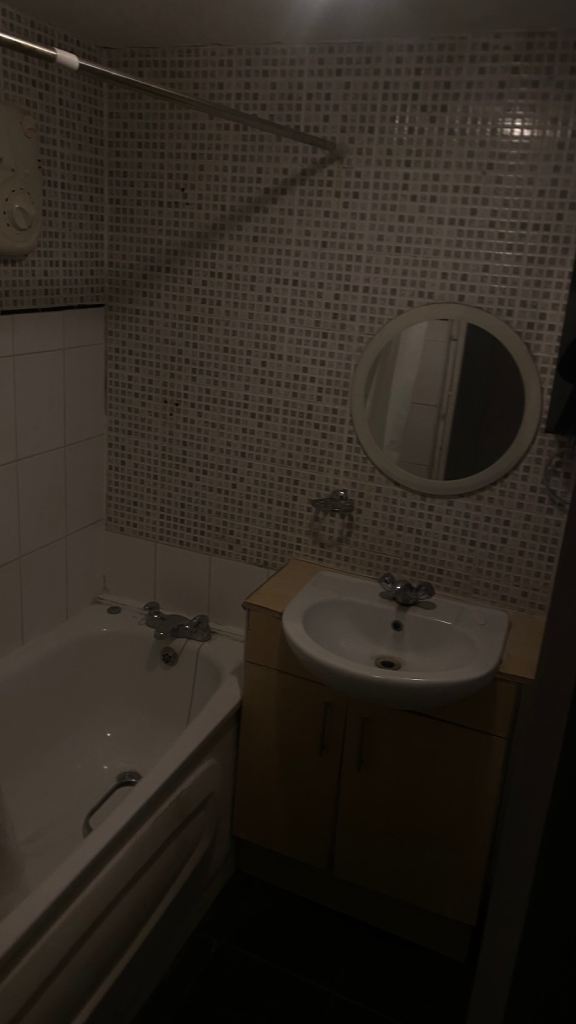 1 Bedroom ground floor flat