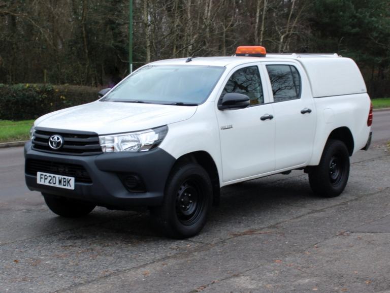 2020 Toyota Hilux 2.4 D-4D Active Pickup Double Cab 4dr Diesel Manual 4WD Euro