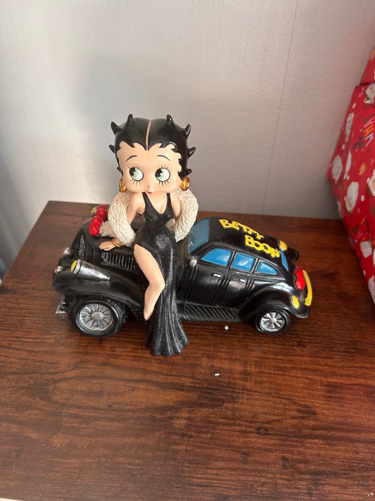 Rare Betty boop with car 