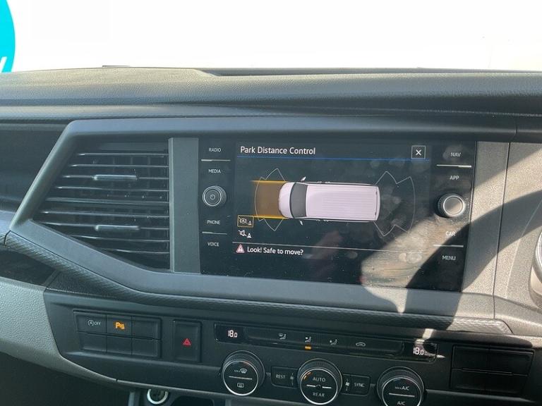 2022 Volkswagen Transporter Shuttle 2.0 TDI 150PS SE Minibus DSG MPV DIESEL Automatic