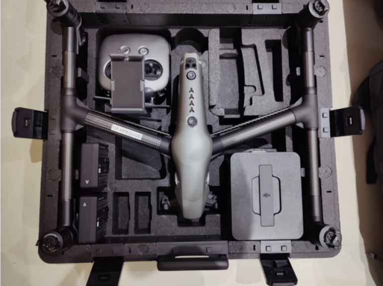 dji inspire 2 kit, Zenmuse x5s, spare props, crystalsky monitor
