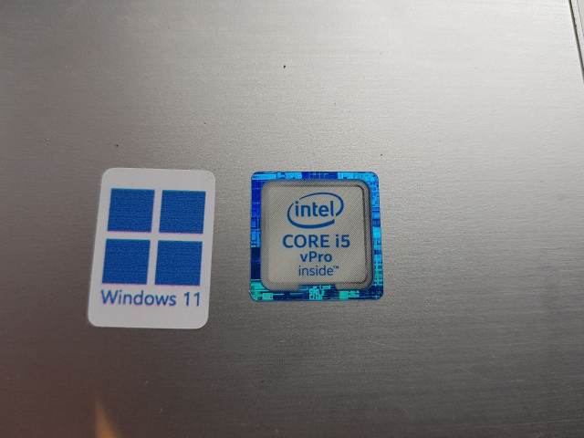 laptop dell inspiron p75f windows 11 8 gen processor intel core i5