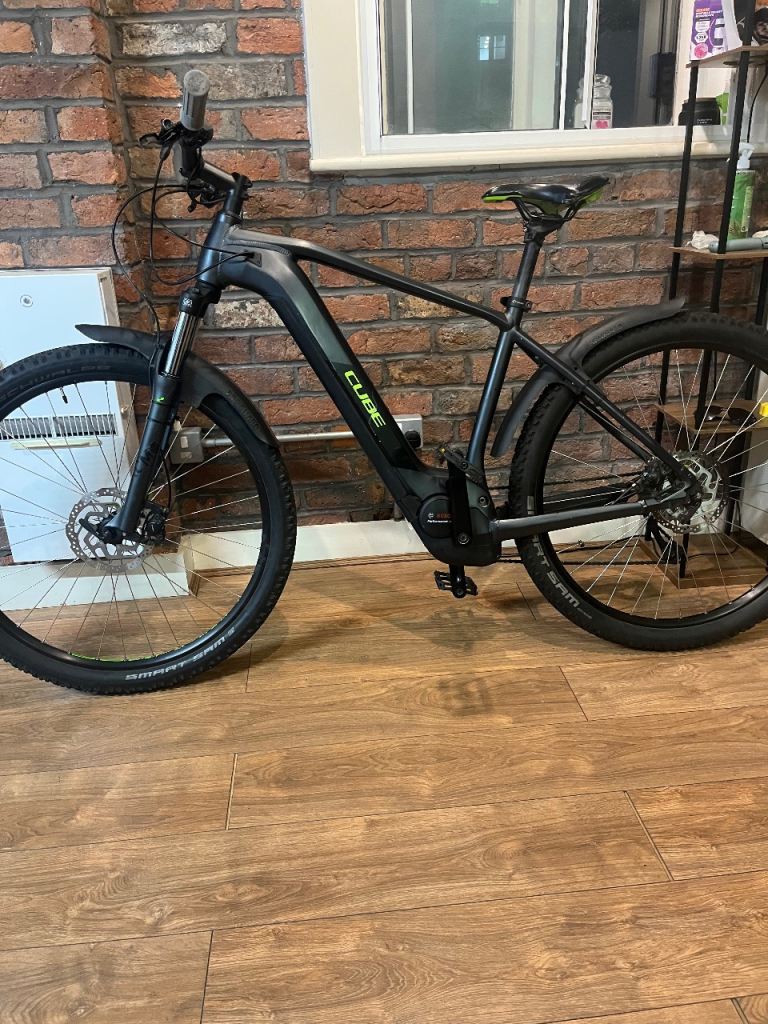Men’s cube electric bike 