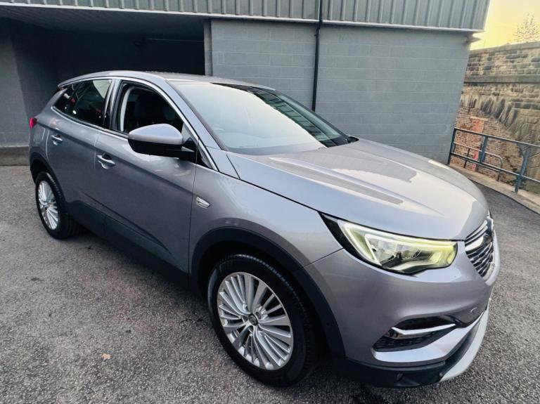 2019 Vauxhall Grandland X 1.5 Turbo D Tech Line Nav 5dr HATCHBACK DIESEL Manual