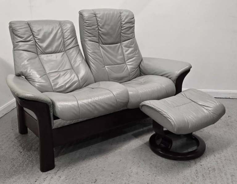 Ekornes Stressless Reclining 2 Seater Sofa With Footstool 280225