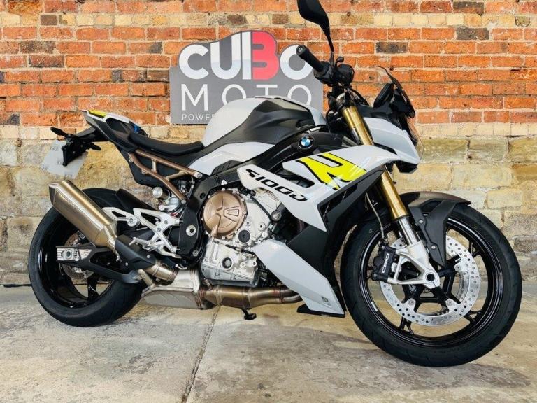 BMW S 1000 R SPORT 2021 21