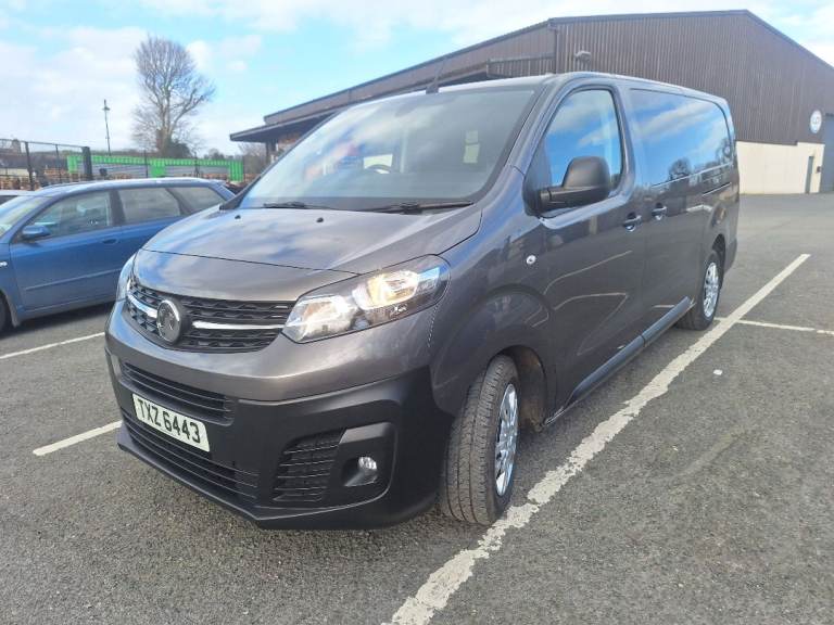 2024 vauxhall vivaro crew cab 34500 miles £21500