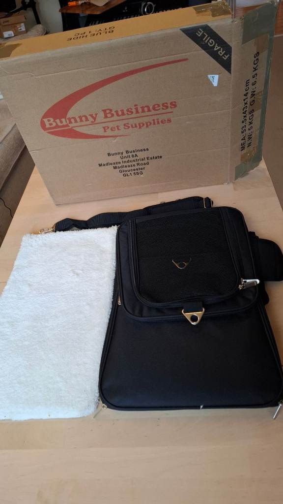 Foldable Pet Carrier Bag – Black (New, without tag)