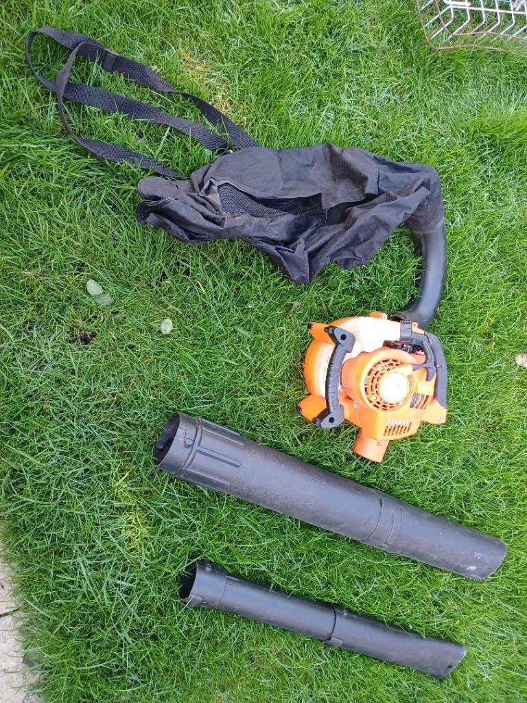 Petrol leaf blowerand vacuum