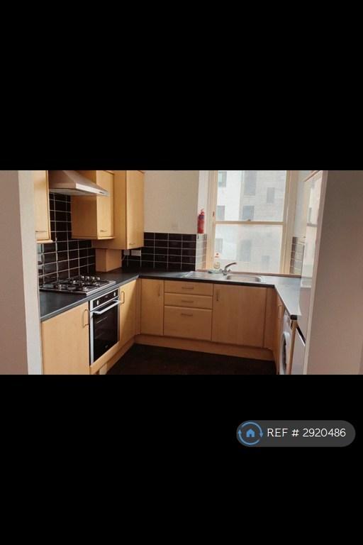 3 bedroom flat in Malcolm St, Dundee, DD4 (3 bed) (#2920486)