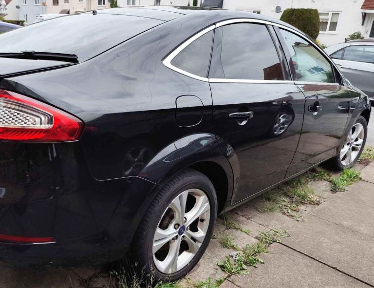  BREAKING Ford Mondeo Titanium Business Edition Mk4 2.0 Diesel 2014 Black Panther G6 /2 keys