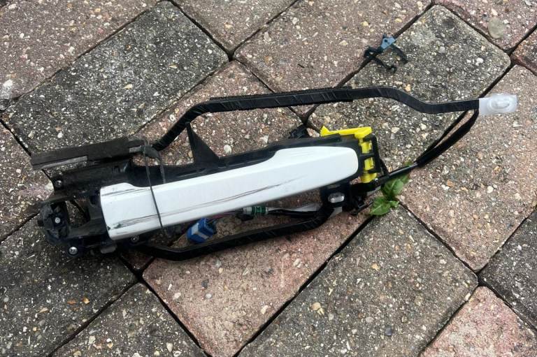 Toyota prius hybrid Door Handle 