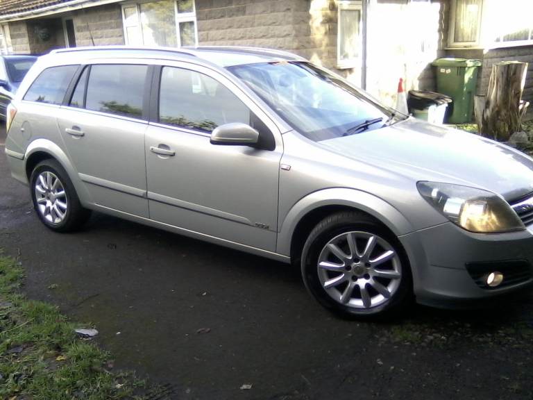 VAUXHALL ASTRA 1.6 DESIGN TWINPORT 16v 5-DR ESTATE 2005 (55 PLATE) MUST BE SEEN!!