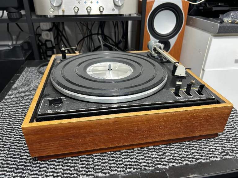 PENDING SALE. Garrard Transcrition turntable (record player) AP76