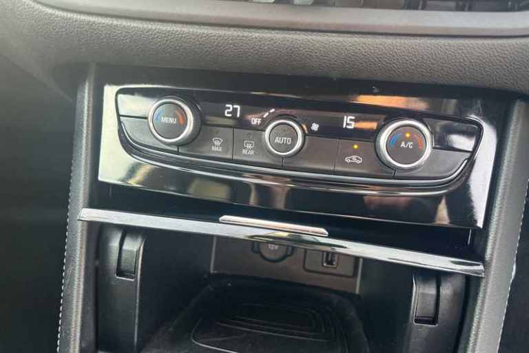 2022 Vauxhall Grandland 1.2 Turbo GS Line 5dr HATCHBACK PETROL Manual