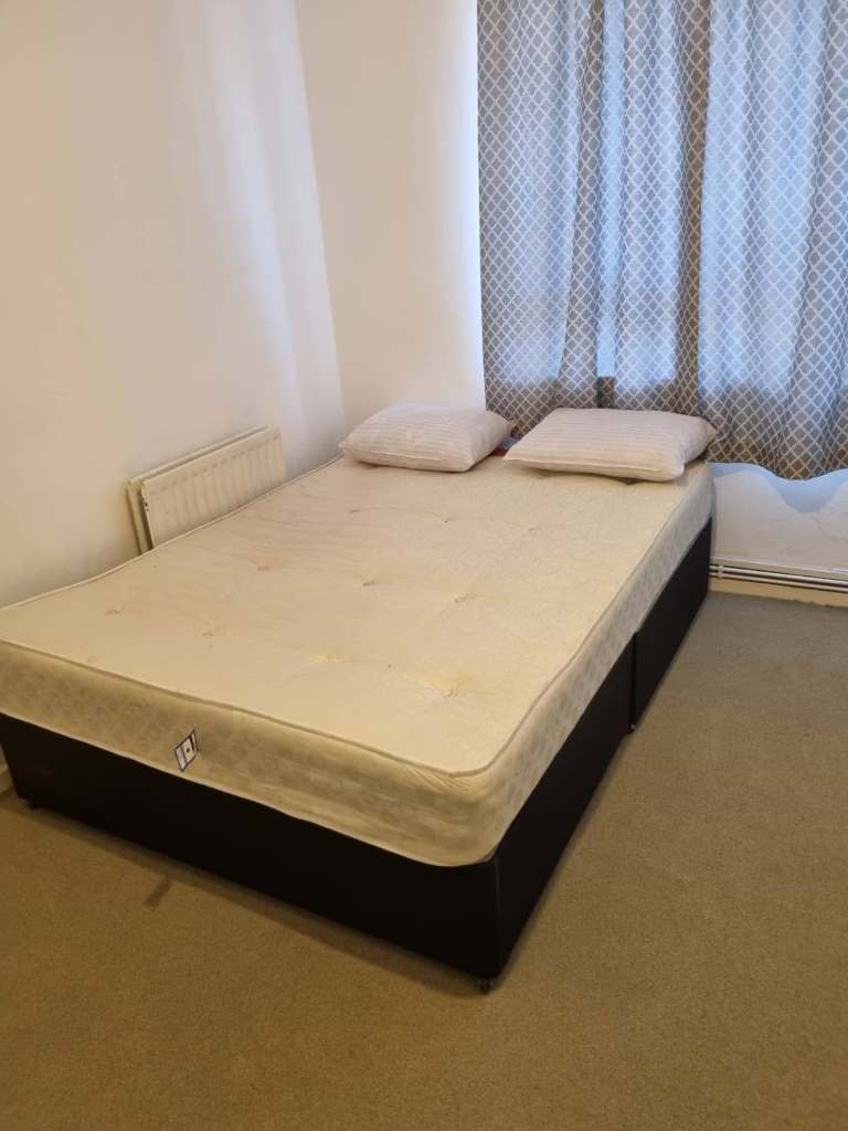 Spacious and Cosy Double Rooms for Rent in - SE7 7DT