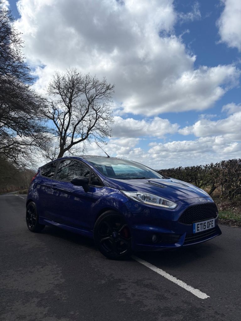 Ford fiesta st 2015 