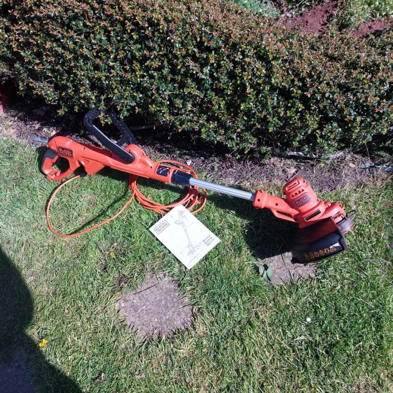 Garden strimmer