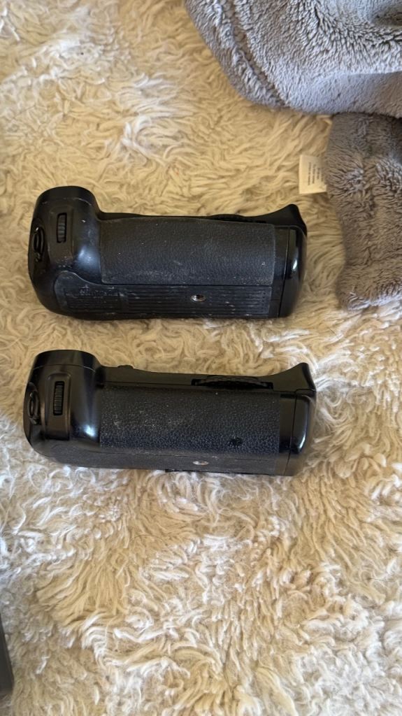 Nikon battery grips 
