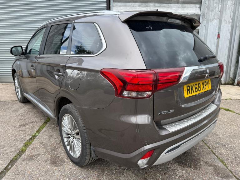 2019 68 MITSUBISHI OUTLANDER HYBRID PETROL + ELECTRIC DAMAGED REPAIRABLE SALVAGE
