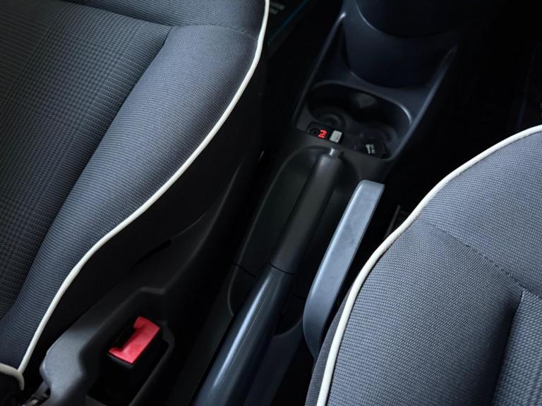 2015 Fiat 500 1.2 Lounge 3dr Dualogic [Start Stop] HATCHBACK PETROL Automatic