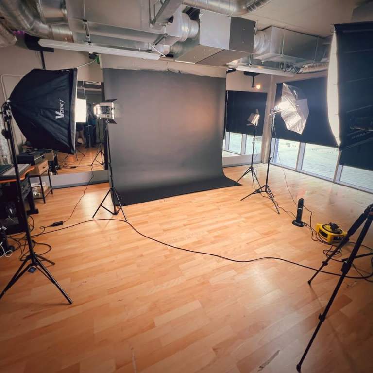 Photography Studio for Hire – Creative Shoots, Headshots & More