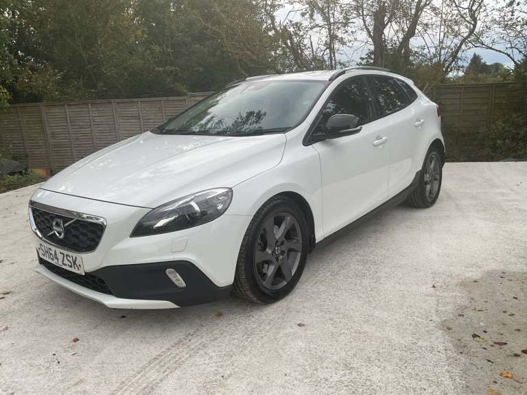 2014 Volvo V40 D2 Cross Country Lux 5dr Powershift HATCHBACK Diesel Automatic