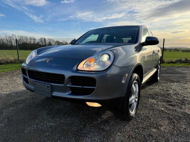 2004 Porsche Cayenne 4.5 S V8 * ONLY 19000 MILES FROM NEW * 4X4 * TOP GRADE 4.5 * 6 SPEED AUTO  P...