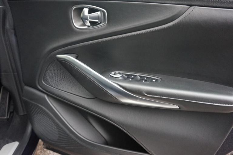 2020 Aston Martin DBX V8 550 5dr Touchtronic HATCHBACK PETROL Automatic