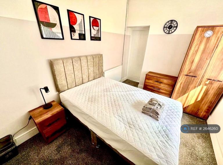 1 bedroom in Barthomley Road, Birches Head, ST1 (#2646260)