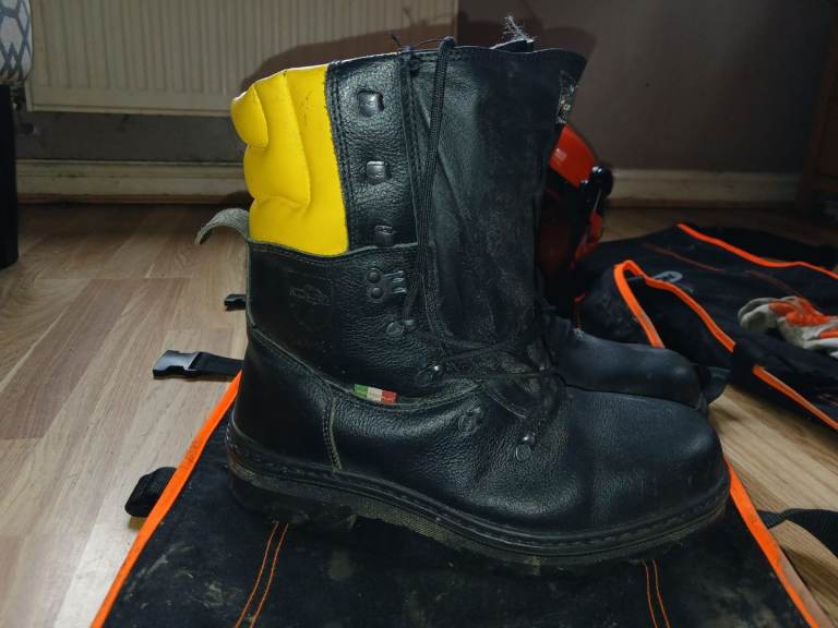 Chainsaw boots worn once