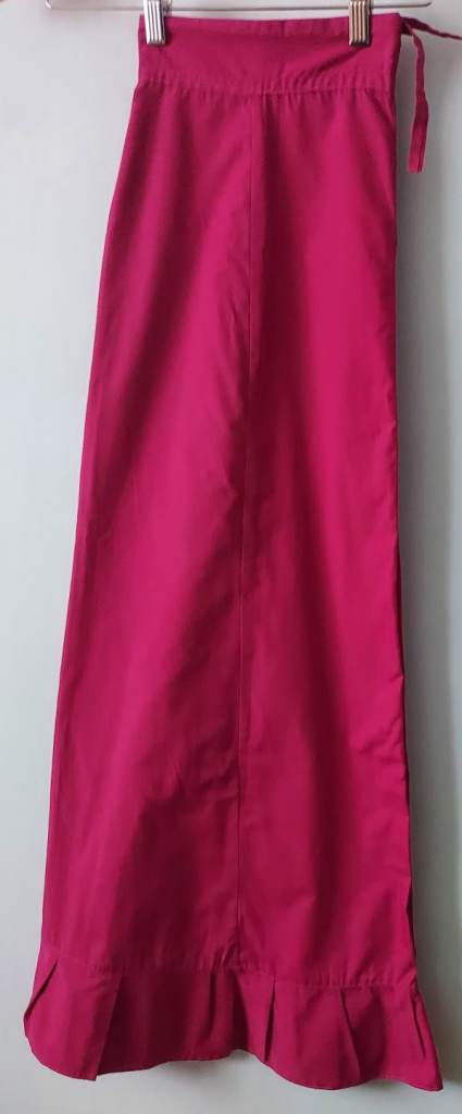 Dark pink saree petticoat