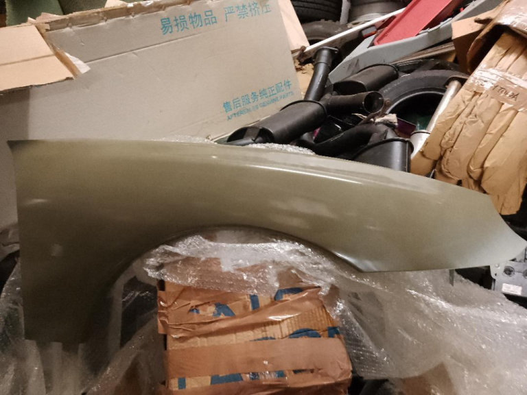 NEW MGF MGTF DRIVERS SIDE OFF SIDE WING ( NO LONGER AVAILABLE ELSEWHERE ) 