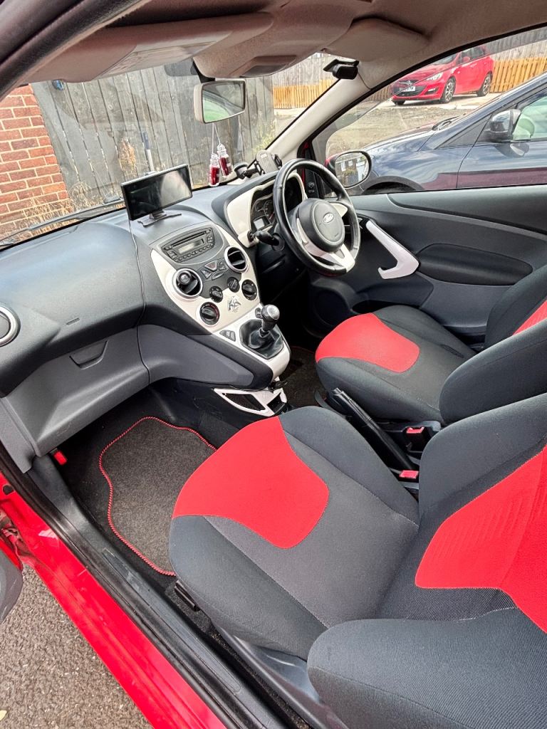 Ford, KA, Hatchback, 2014, Manual, 1242 (cc), 3 doors
