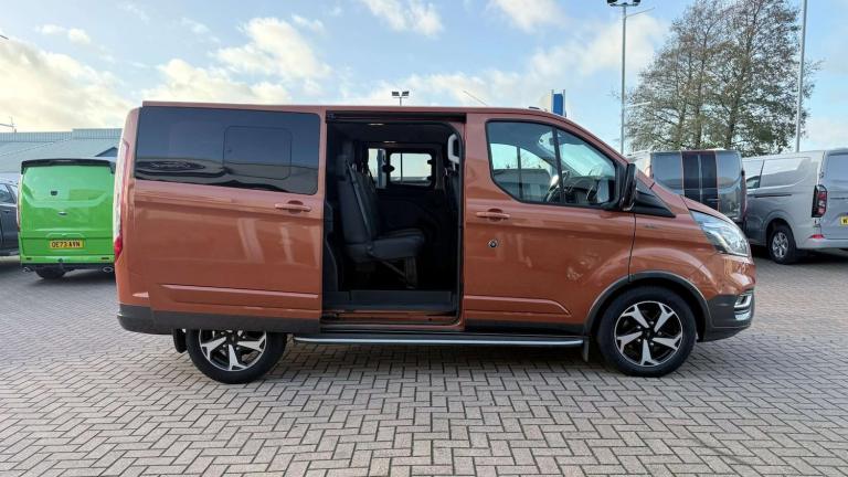 2023 Ford Transit Custom 2.0 EcoBlue 170ps Low Roof D/Cab Active Van Auto PANEL VAN DIESEL Automatic