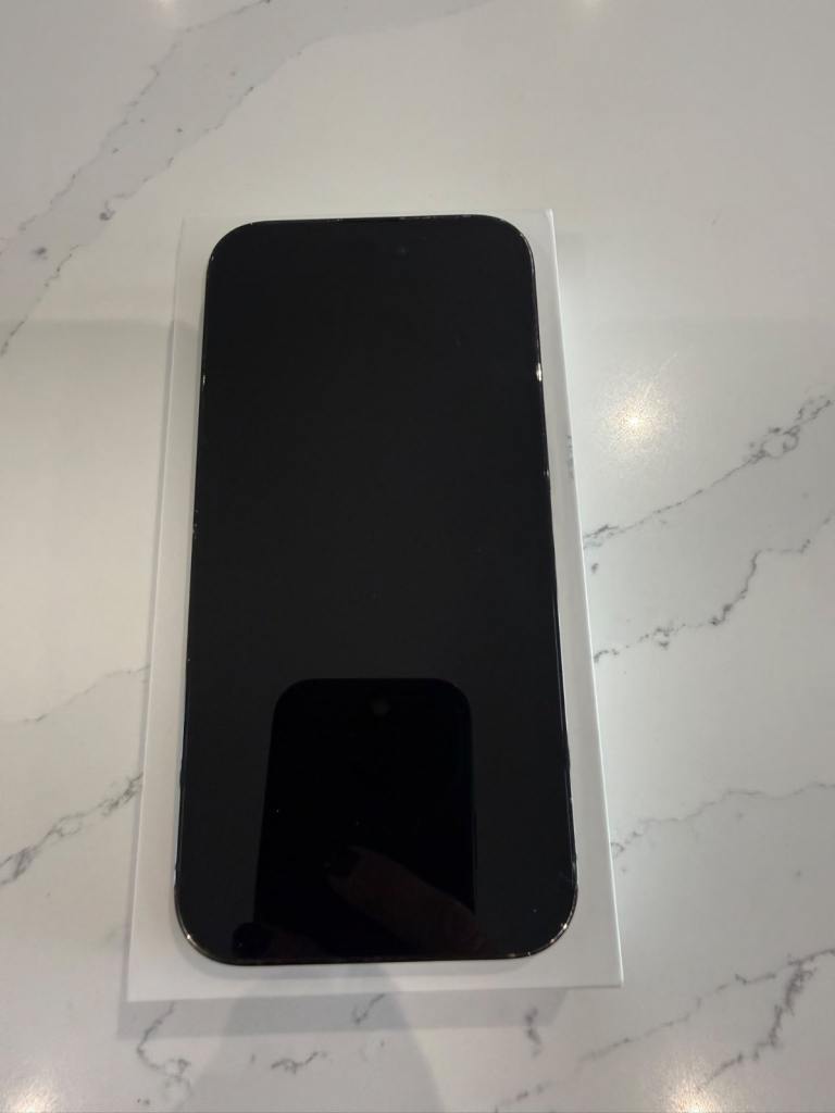 I phone 14 pro 128gb 