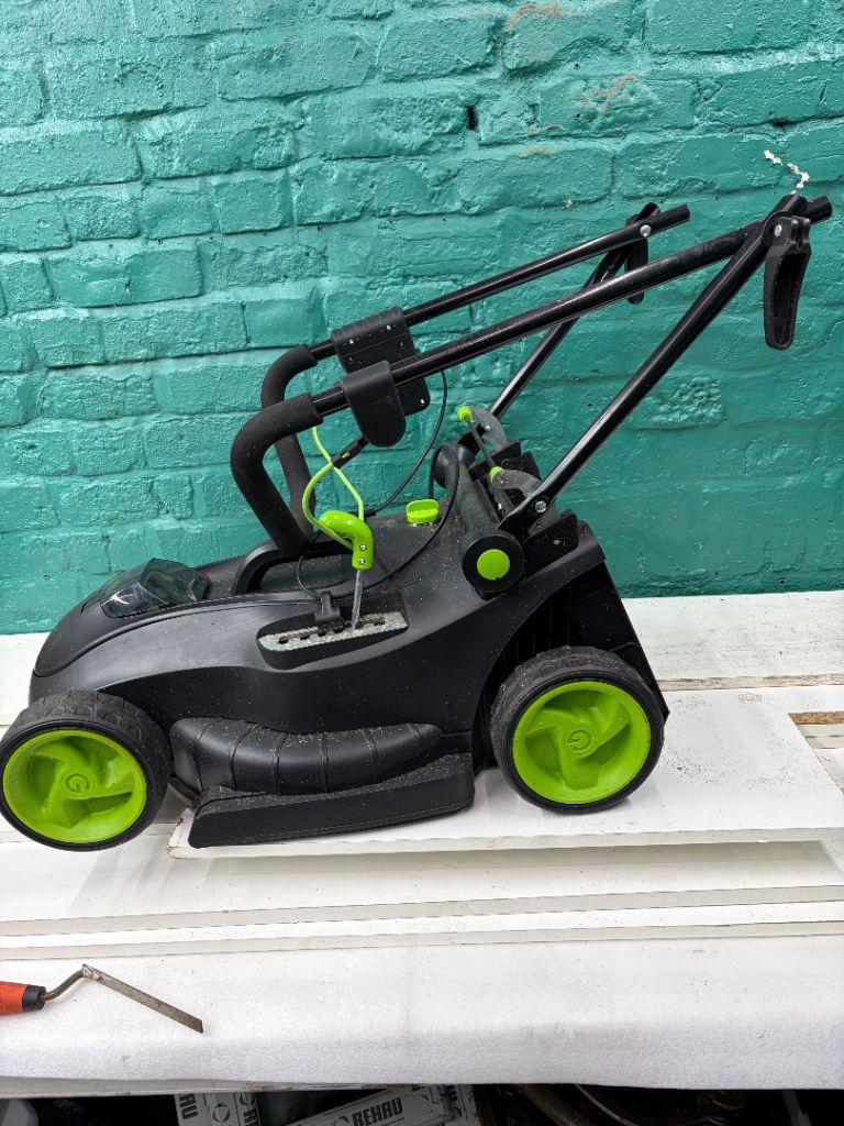 Gteck battery lawnmower 