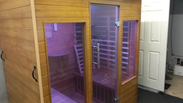 4 person suana  with home cinema system