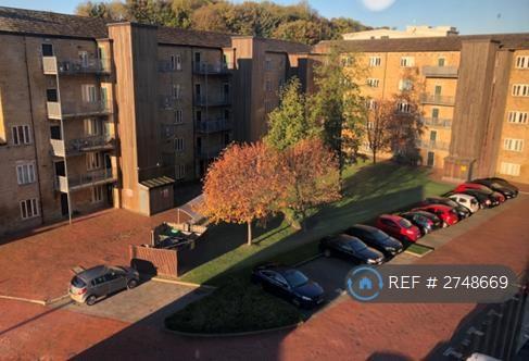 2 bedroom flat in Buslingthorpe Lane, Leeds, LS7 (2 bed) (#2748669)