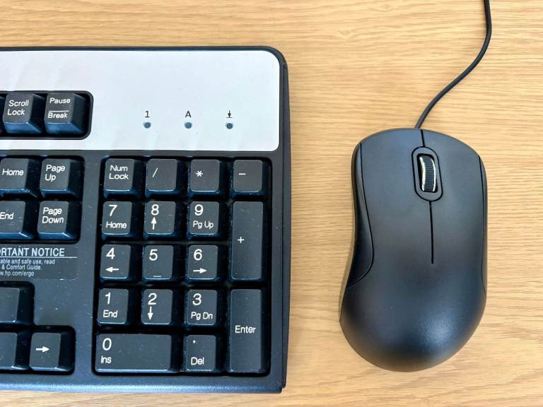 Compaq QWERTY USB Typing Office Keyboard & Optical Wired Mouse PC Mac Windows
